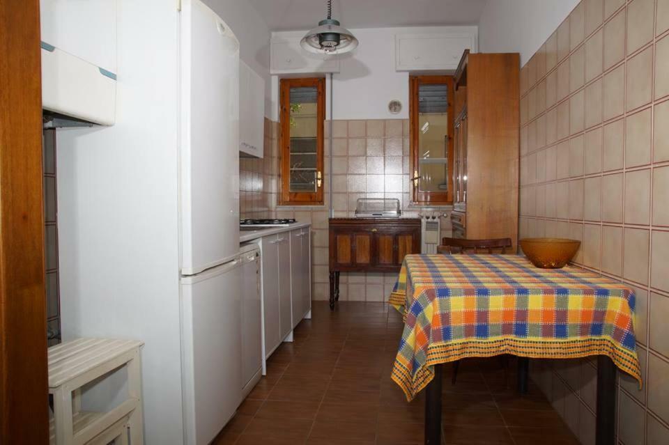 B&B La Bougainvillea Andria Bagian luar foto