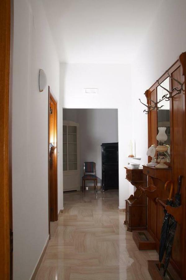 B&B La Bougainvillea Andria Bagian luar foto